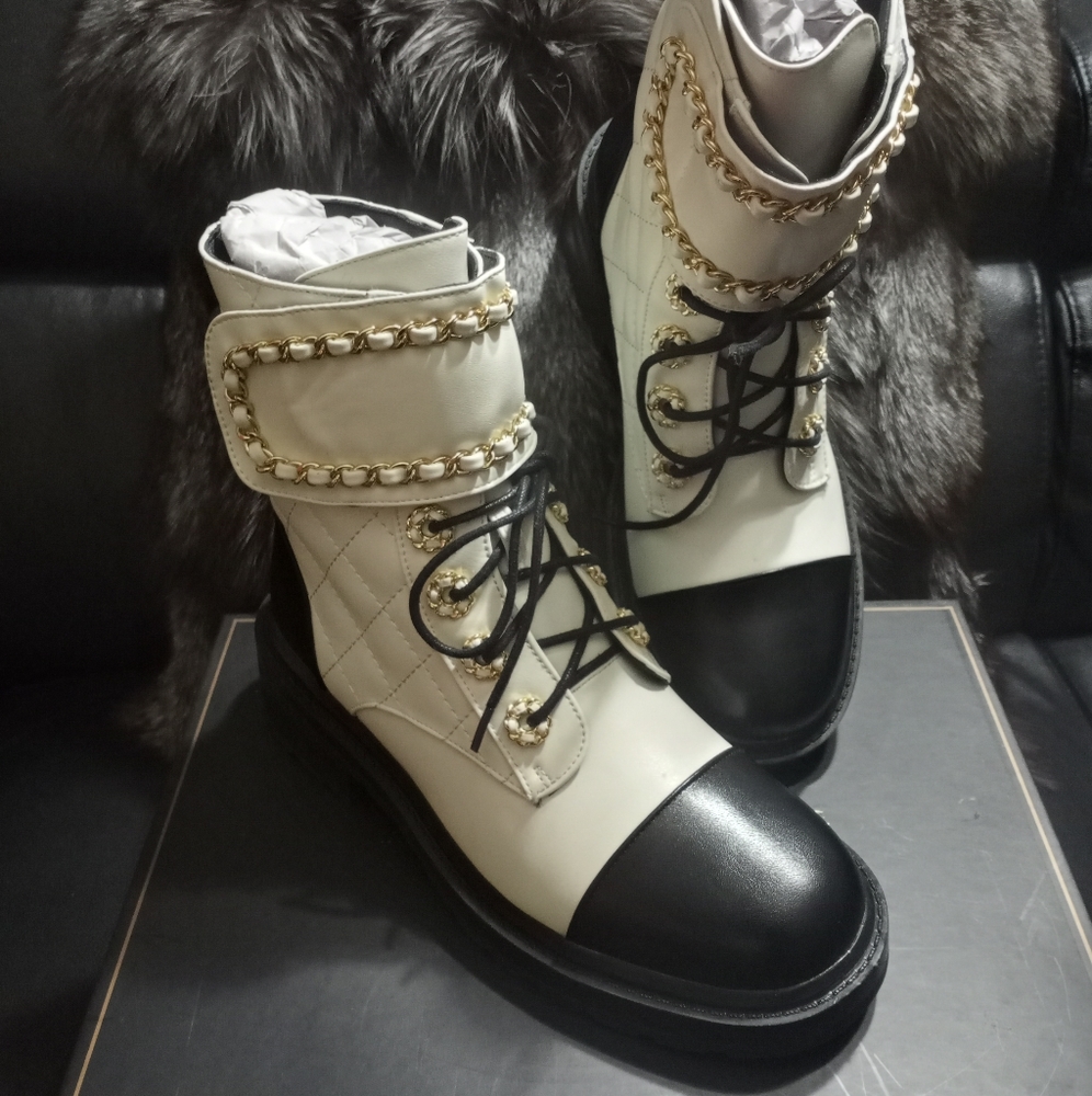 Azalea Wang 8.5 Black &White Women Ankle Boots